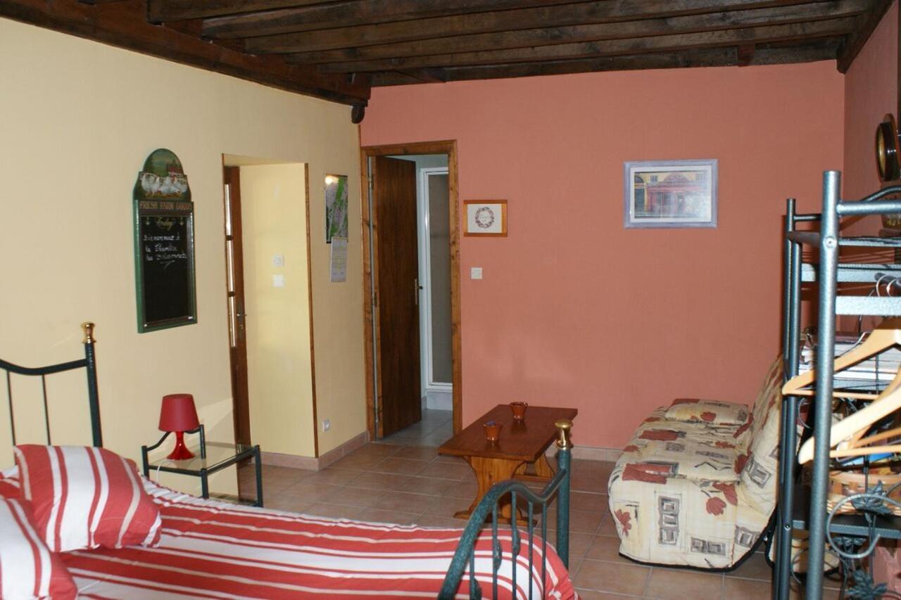 La Chambre Des Buissonnats Martailly-les-Brancion Exterior photo